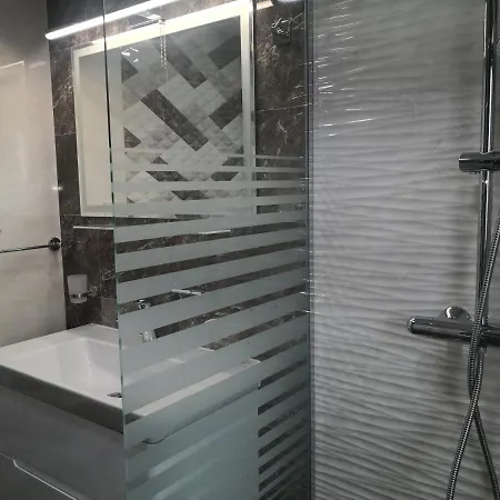 под ореха Villa Pismenovo