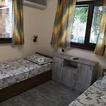 под ореха 빌라 *