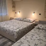 빌라 под ореха *